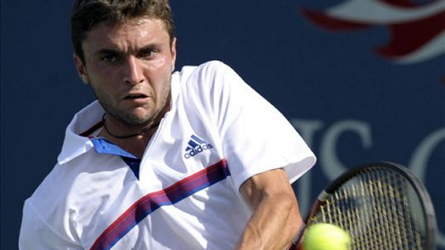 Gilles Simon barrió a Mackenzie MacDonald en el ATP de Amberes