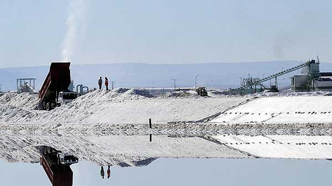 Comisión de Minería aprobó interés nacional para la explotación y comercialización del litio