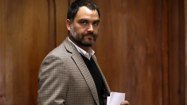 Macaya acusó doble estándar tras acto por Krassnoff: Hay homenajes al Che Guevara todos los días