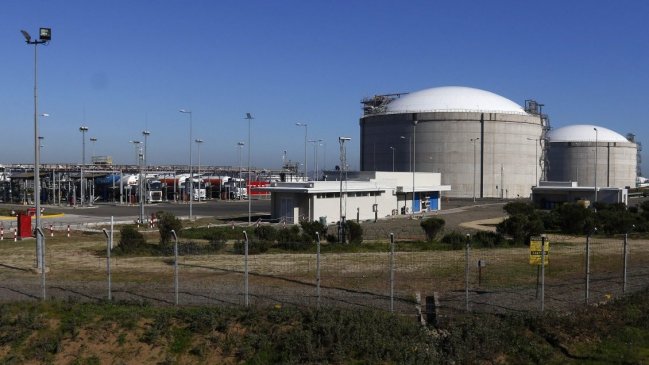 Intendente de Valparaíso no cree hipótesis sobre alcantarillados como posible contaminante de Quintero