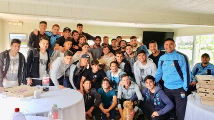 Plantel de Magallanes celebró el cumpleaños 42 de Sabastián Abreu