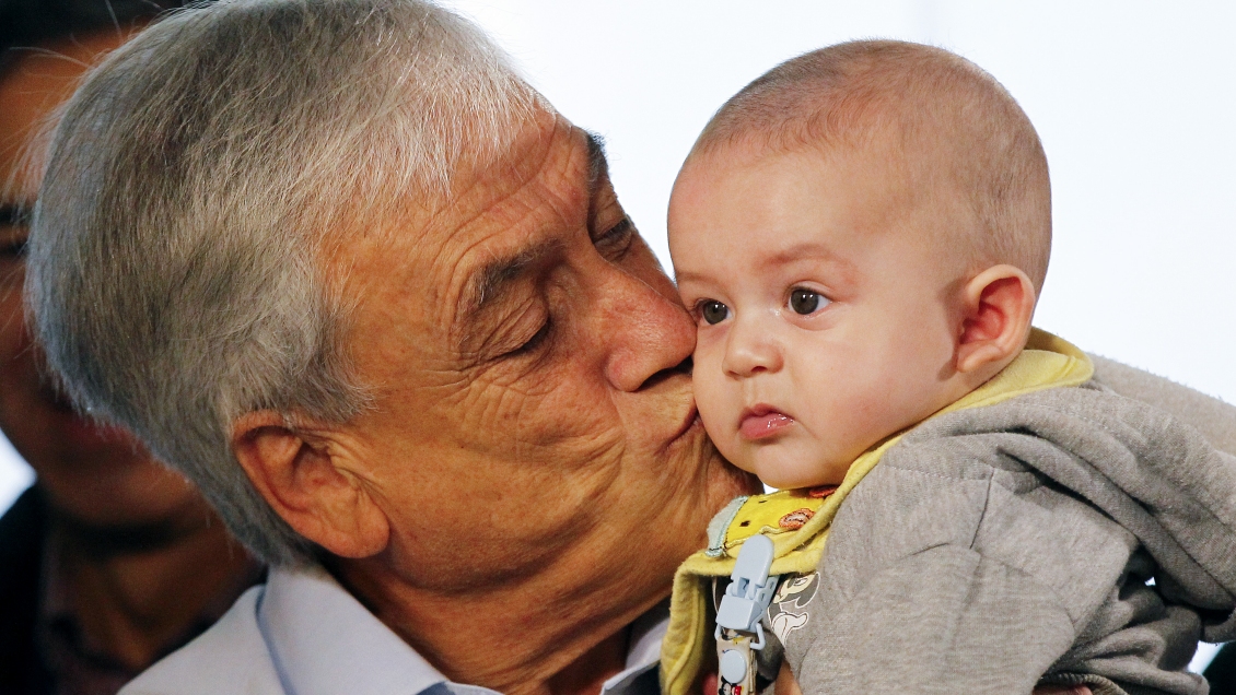Piñera anunció proyecto para premiar la natalidad