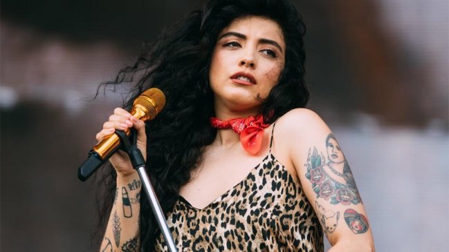 Mon Laferte reveló la portada de su nuevo disco y extractos de sus próximas canciones
