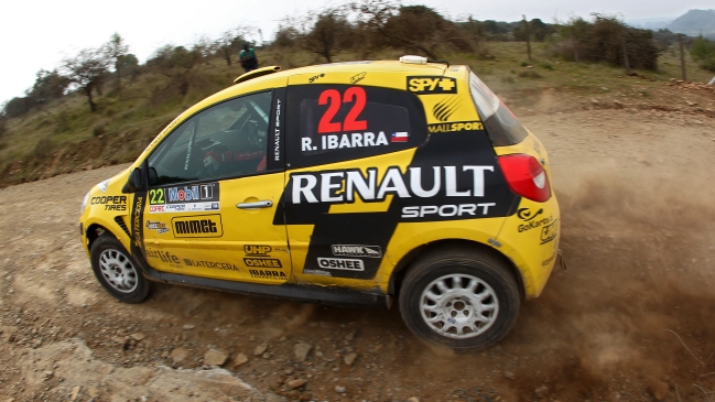  Renault se concentra para subir al podio del Rally Mobil  