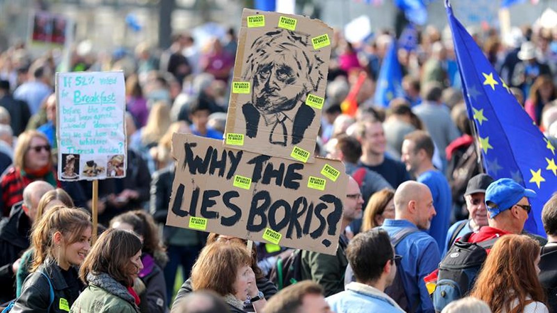 Brexit: Miles de personas marcharon en Londres exigiendo un nuevo referéndum
