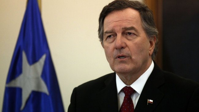 Canciller Ampuero entregó condolencias a la familia del chileno fallecido en Sudáfrica