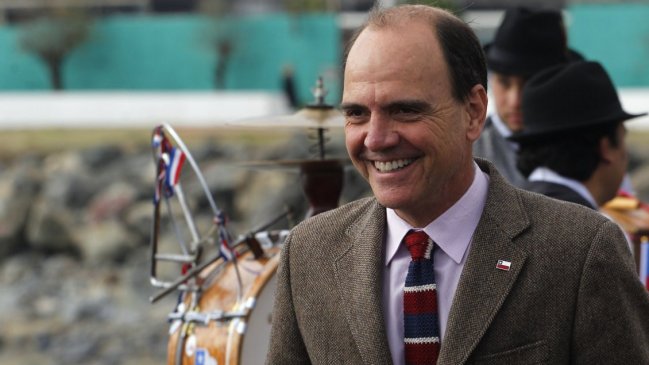 Ministro Monckeberg encabezó entrega de más de 1600 subsidios a familias vulnerables