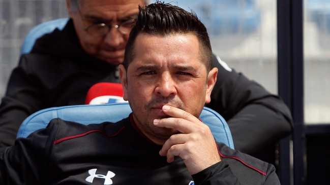 Blanco y Negro se reunirá el jueves para definir la continuidad de Héctor Tapia en Colo Colo