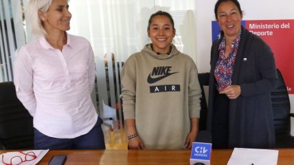   Ministra Kantor se reunió con Makarena Pinto por fallas en la Beca Proddar 