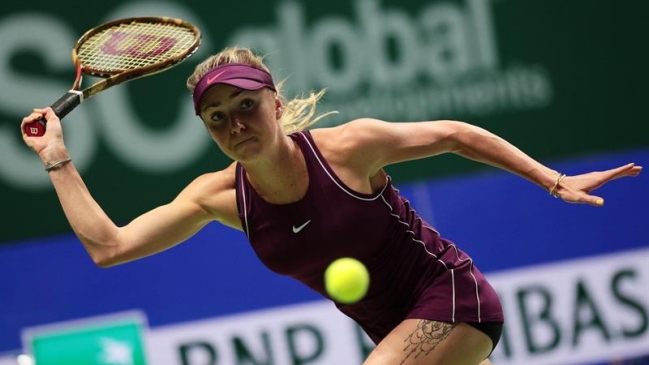 Svitolina quedó a un set de pasar a semifinales tras vencer a Pliskova en Singapur