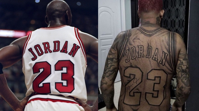  Fanático se tatuó en su espalda la camiseta de Michael Jordan  
