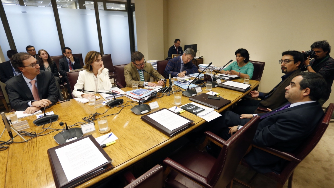 Aula Segura: Comisión rechazó indicaciones del Gobierno y aprobó cambio de nombre del proyecto