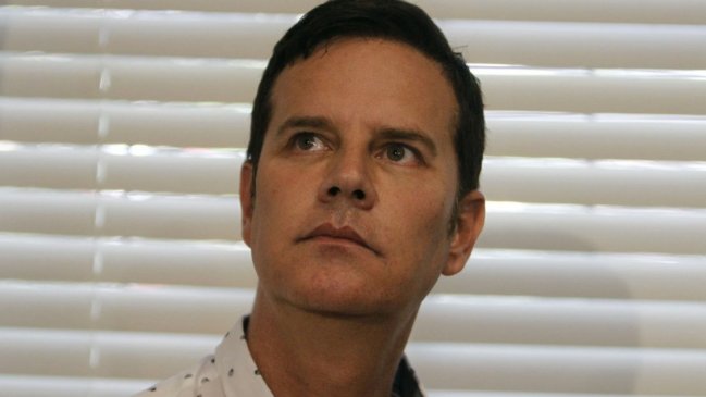 Cruz: El cardenal Errázuriz es como esas moscas que no paran de molestar