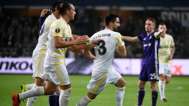  Fenerbahce reaccionó para salvar un empate en su visita a Anderlecht  