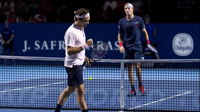 Roger Federer superó otro escollo en el torneo de su natal Basilea