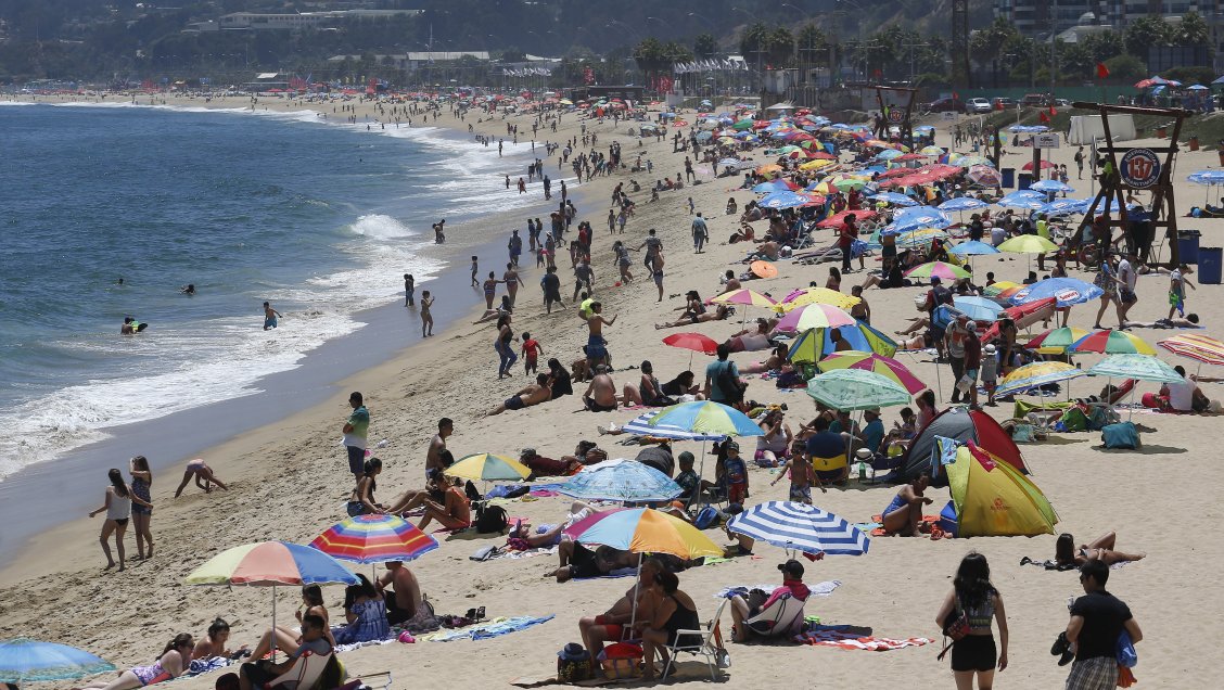 Proyecto busca reducir jornada laboral y aumentar vacaciones a 20 días