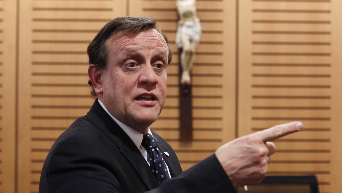 Rector UC y casos de abusos en la Iglesia: Si alguien se arrepiente tiene que ir a la cárcel igual