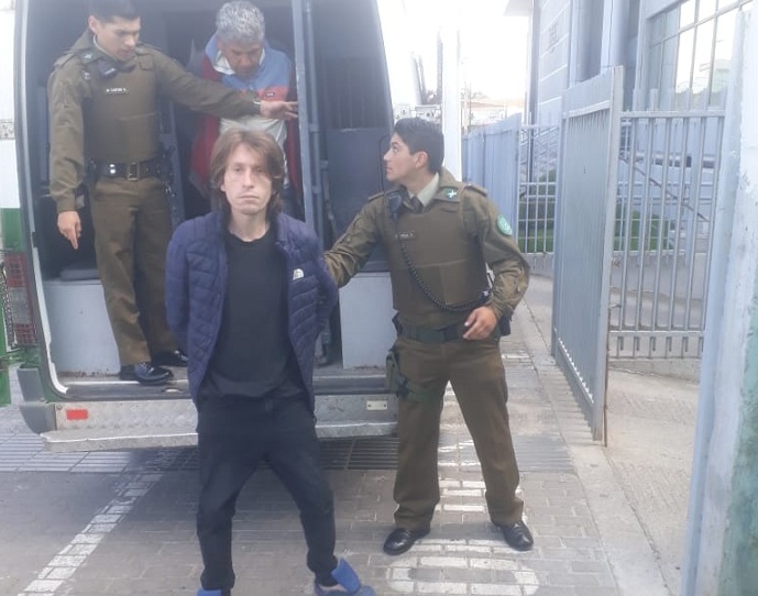 Carabineros de Cartagena detiene a sujeto con 44 capturas por el delito de hurto