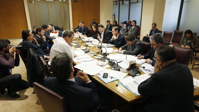 UDI recurriría al TC por indicaciones a regulación de las libertades condicionales