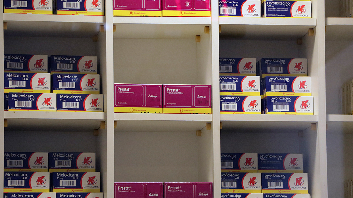 Pacientes esperan hasta ocho horas en los hospitales para retirar sus medicamentos