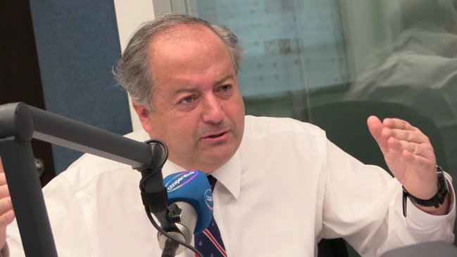 Ministro del Trabajo: Si se demora cinco años la jubilación, aumenta cerca del 40 por ciento