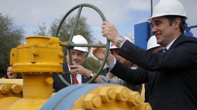  Chile vuelve a recibir gas de Argentina tras 11 años  