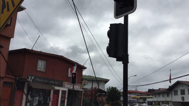 Debutó la primera esquina con el nuevo sistema de semaforización de Valdivia
