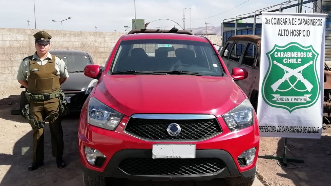 En Alto Hospicio apareció camioneta robada en la seremi de Transportes