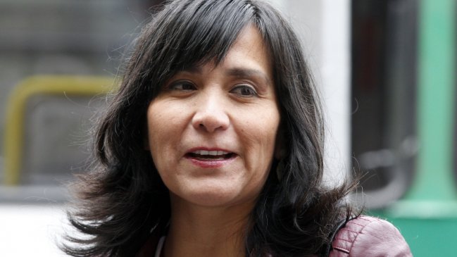 Ex ministra por alza en evasión: Lo más preocupante son las eventuales alzas de tarifas