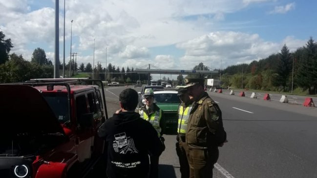 Valdivia: Carabineros aumenta controles vehiculares por fin de semana largo