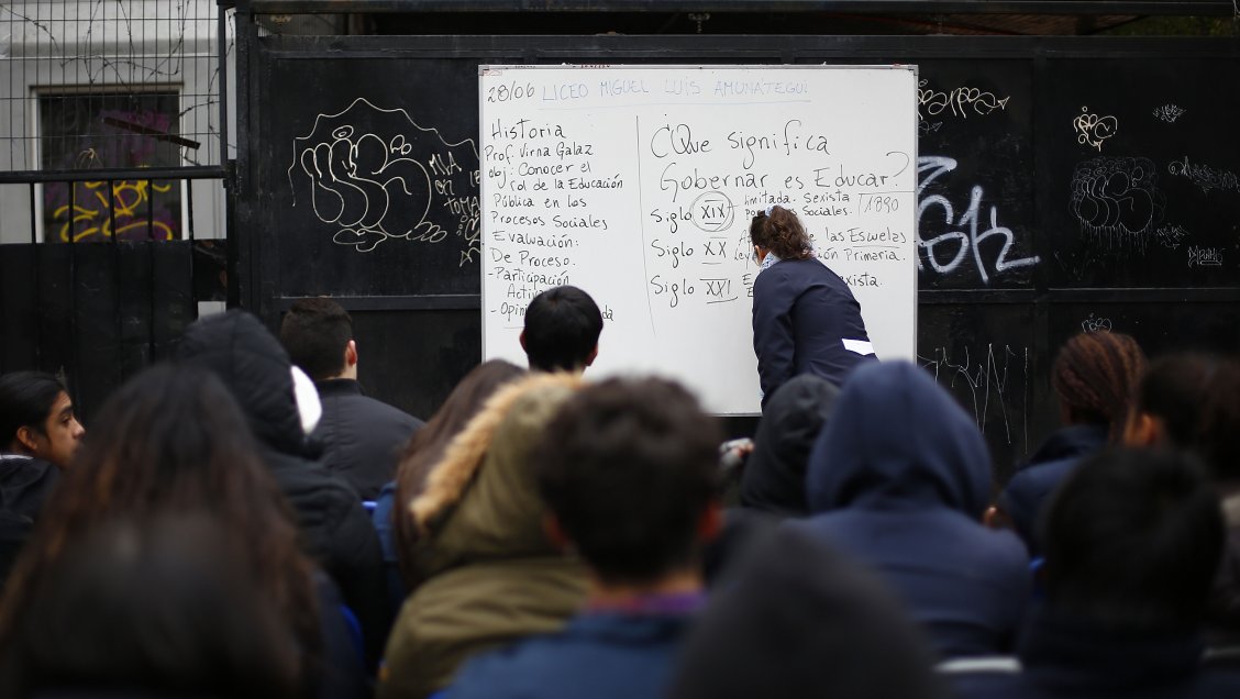 El 84% de los jóvenes cree que los estudiantes no respetan a los profesores