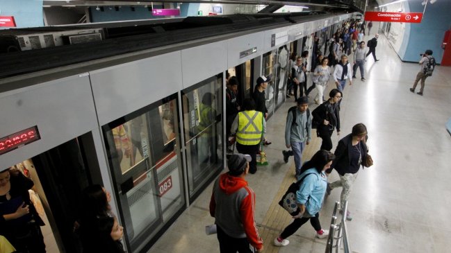 Línea 6 del Metro transportó a 35 millones de pasajeros en su primer año