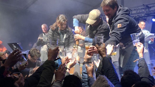 Valdivia: Partió fiesta de la cerveza en la “Kunstmann Open Haus