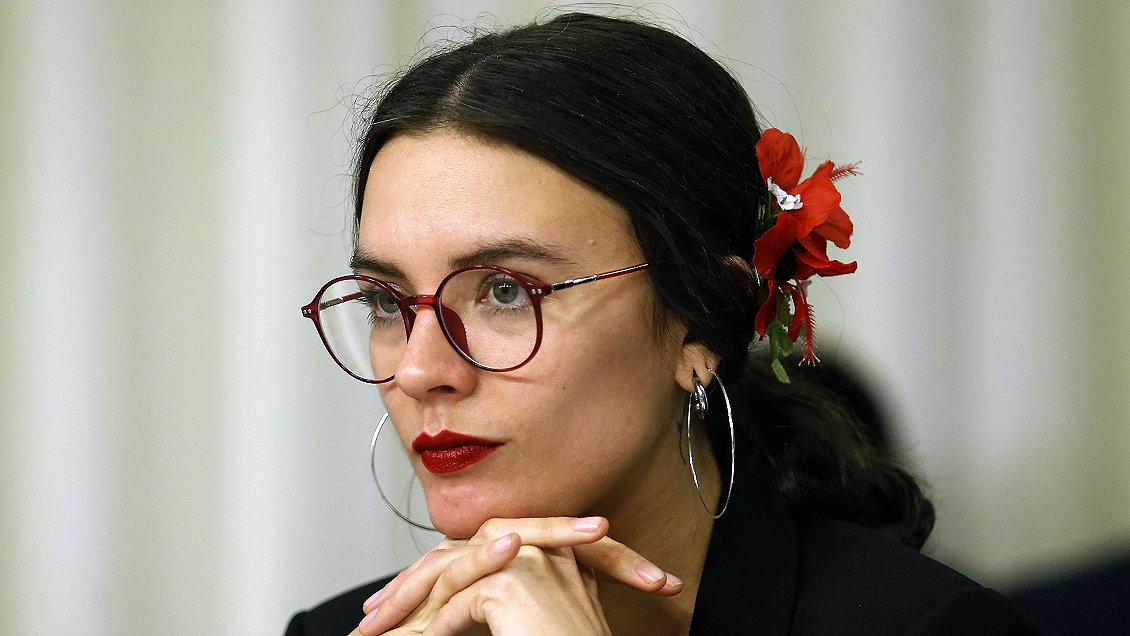 Camila Vallejo piensa en dejar el Congreso, igual que Boric y Jackson