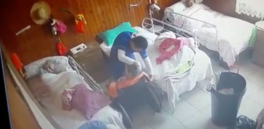 Familia de anciana golpeada en asilo planteó dudas contra Hospital de Quillota