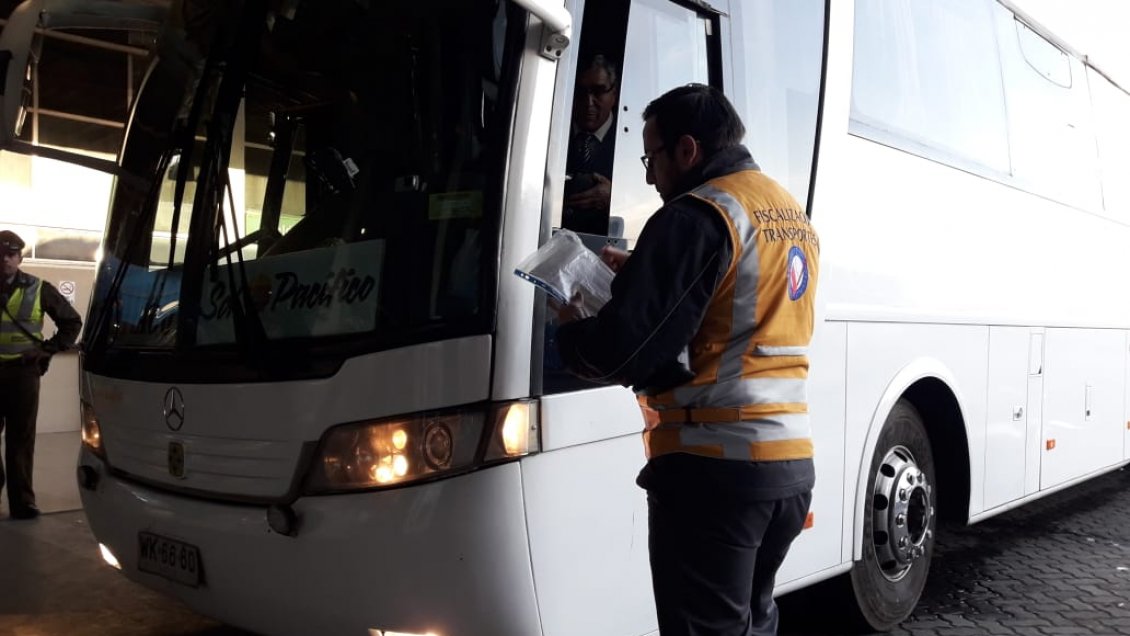 Devuelven primeras máquinas requisadas tras fiscalización a buses Machalí-Santiago