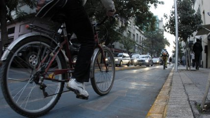   Experto: Ley de Convivencia Vial le da muchas ventajas, pero pocos deberes, a ciclistas 
