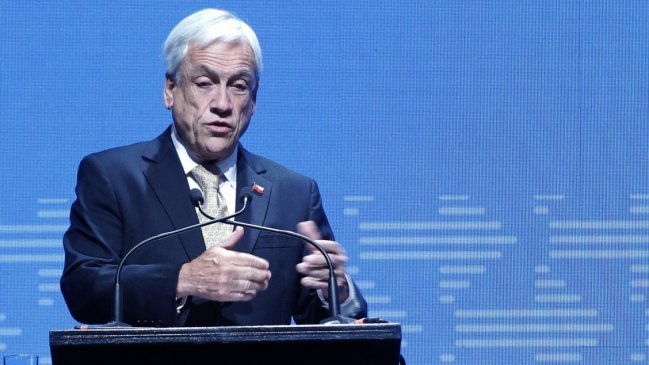 Presidente Piñera valoró que no se debiera recurrir a la fuerza para terminar paro de gendarmes