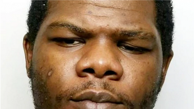 Hombre le fracturó la pierna a su pareja porque 