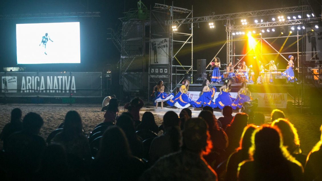 A orillas de playa Chinchorro culminó nueva versión del Festival de Cine 