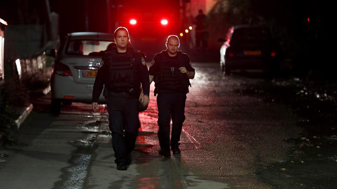 Un muerto y dos heridos graves tras impacto de cohete de Gaza en edificio israelí