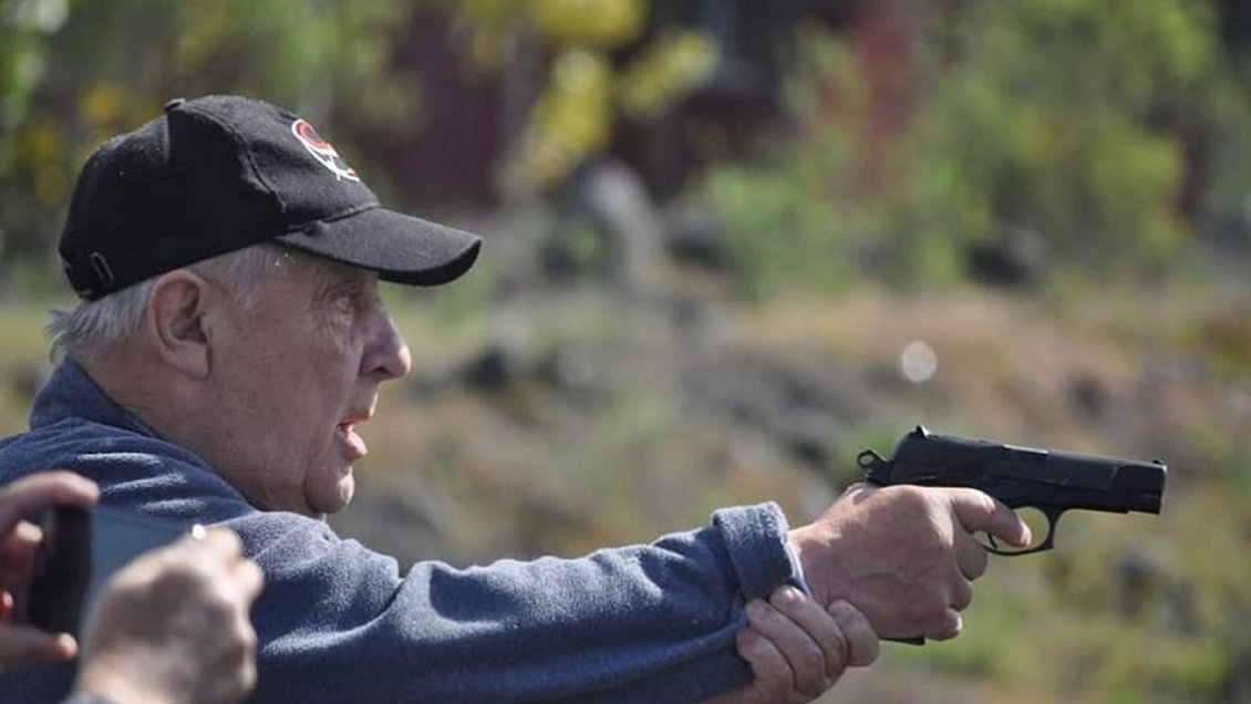 Agricultor que apuntó a comunidad mapuche ha tenido problemas legales con vecinos