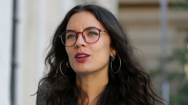 Congreso iniciará discusión del proyecto de Camila Vallejo para reducir jornada laboral