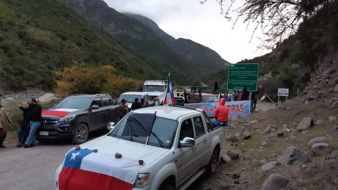 Vecinos y comerciantes solicitan mejoras en camino hacia las Termas del Flaco