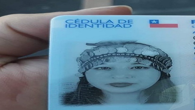 Polémica zanjada: Joven mapuche recibió su carnet con trarilonko