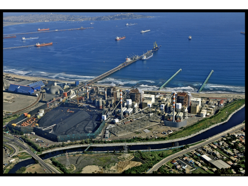 Aes Gener compromete reducción de emisiones de carbono en un 70% a 12 años