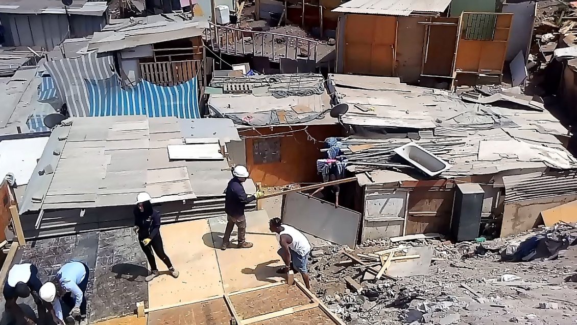 Nuevo operativo en Los Arenales de Antofagasta: Cuatro viviendas fueron desarmadas