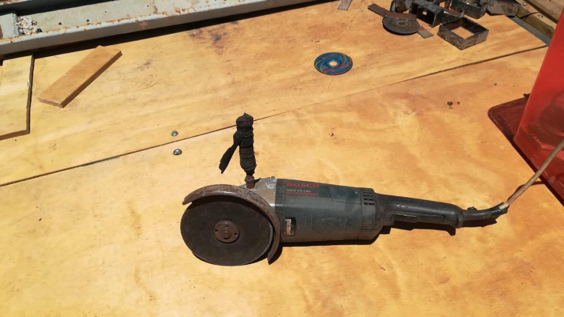 Carabineros detiene a hombre que provocó incendio forestal en Concón usando un esmeril