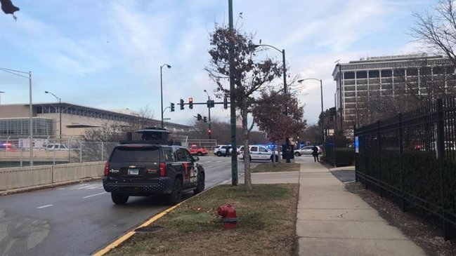 Policía confirmó cuatro muertos tras tiroteo en Hospital Mercy de Chicago