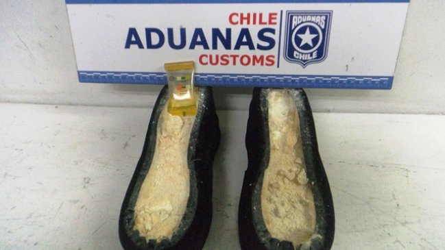 Iquique: Incautan heroína que era transportada al interior de sandalias